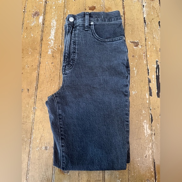 Madewell Perfect Vintage Jeans in Lunar Wash - Picture 10 of 13